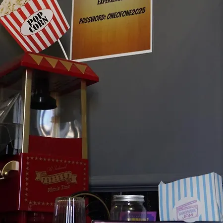 One Of One Experiences - Cinema 罗马